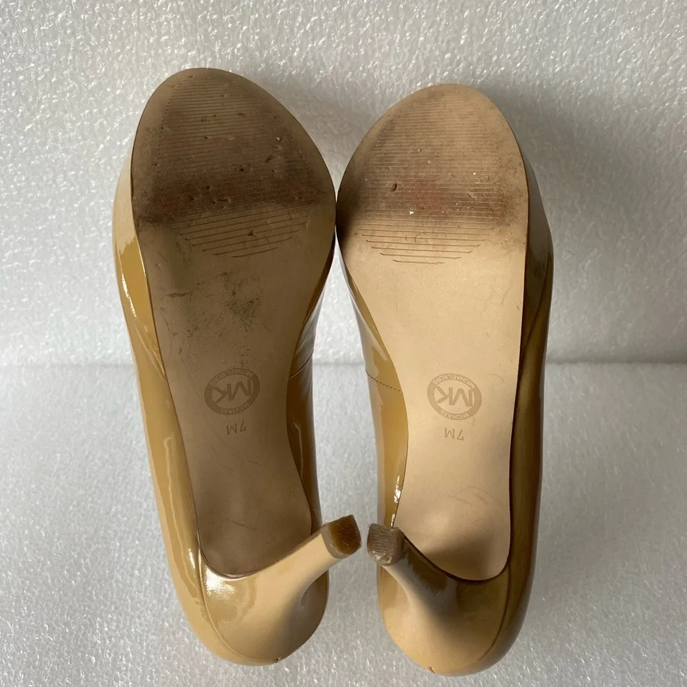 MICHAEL Michael Kors Nude Beige lonna Pump Platform Round Toe Stiletto Size 7 M